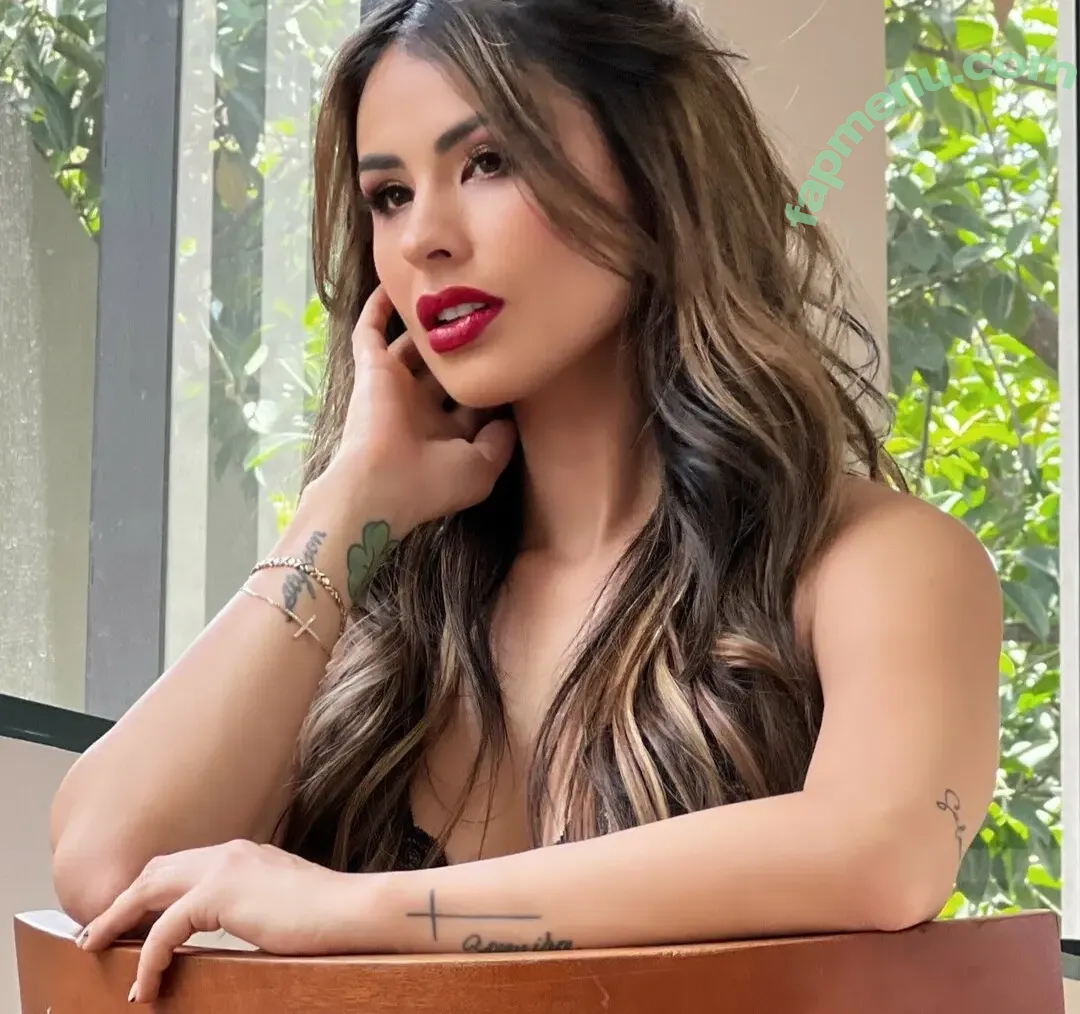 fabiolamartinezmr nude photo #0001 (Fabiola Martinez / bellafaby)