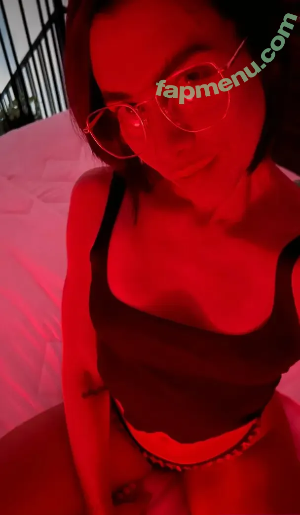 fablazed nude photo #0121 (KinkyDogs / fablazed_)