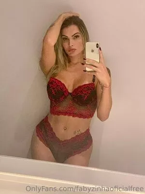 fabyzinhaoficialfree / fabyzinhaa.oficial nude photo #0195