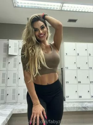 fabyzinhaoficialfree / fabyzinhaa.oficial nude photo #0204