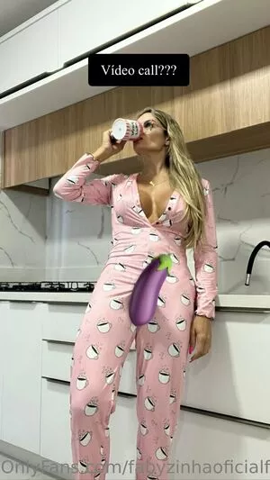 fabyzinhaoficialfree / fabyzinhaa.oficial nude photo #0272