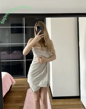  nude photo #0010