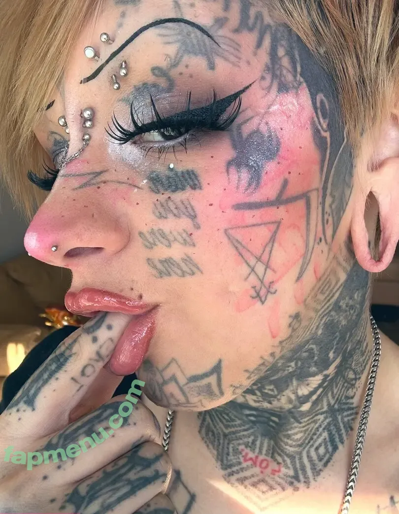 FaceTatMami nude photo #0057 (Izzy Gonzalez / fukkfacetat)