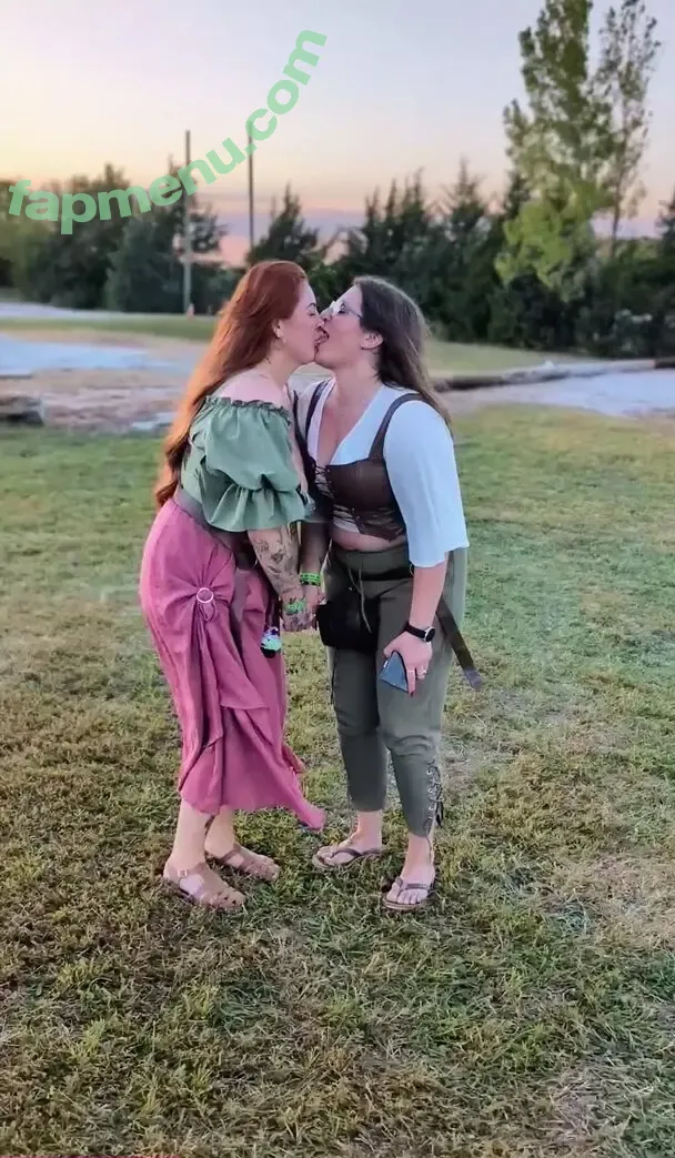 faehousewife nude photo #0019 (Fae Housewife)