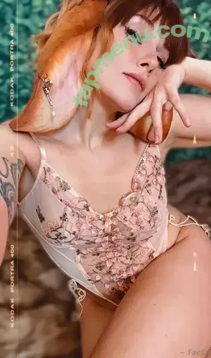 Faelia / Faeliafire / justfaelia nude photo #0008