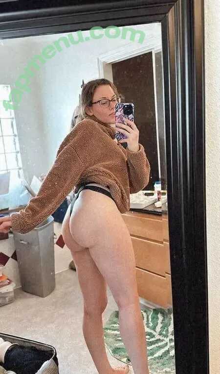 Faelia nude photo #0015 (Faeliafire / justfaelia)