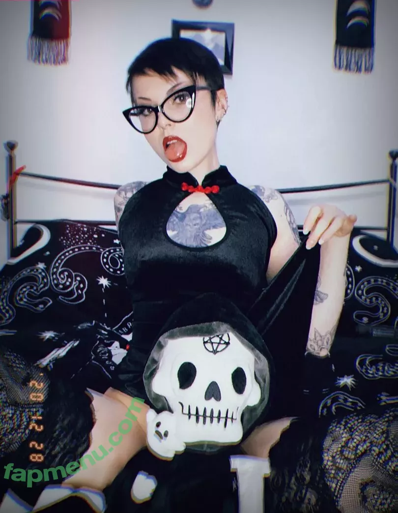 Faerie Blossom nude photo #0418 (FaerieBlossom / Nimue / faerie_blossom)