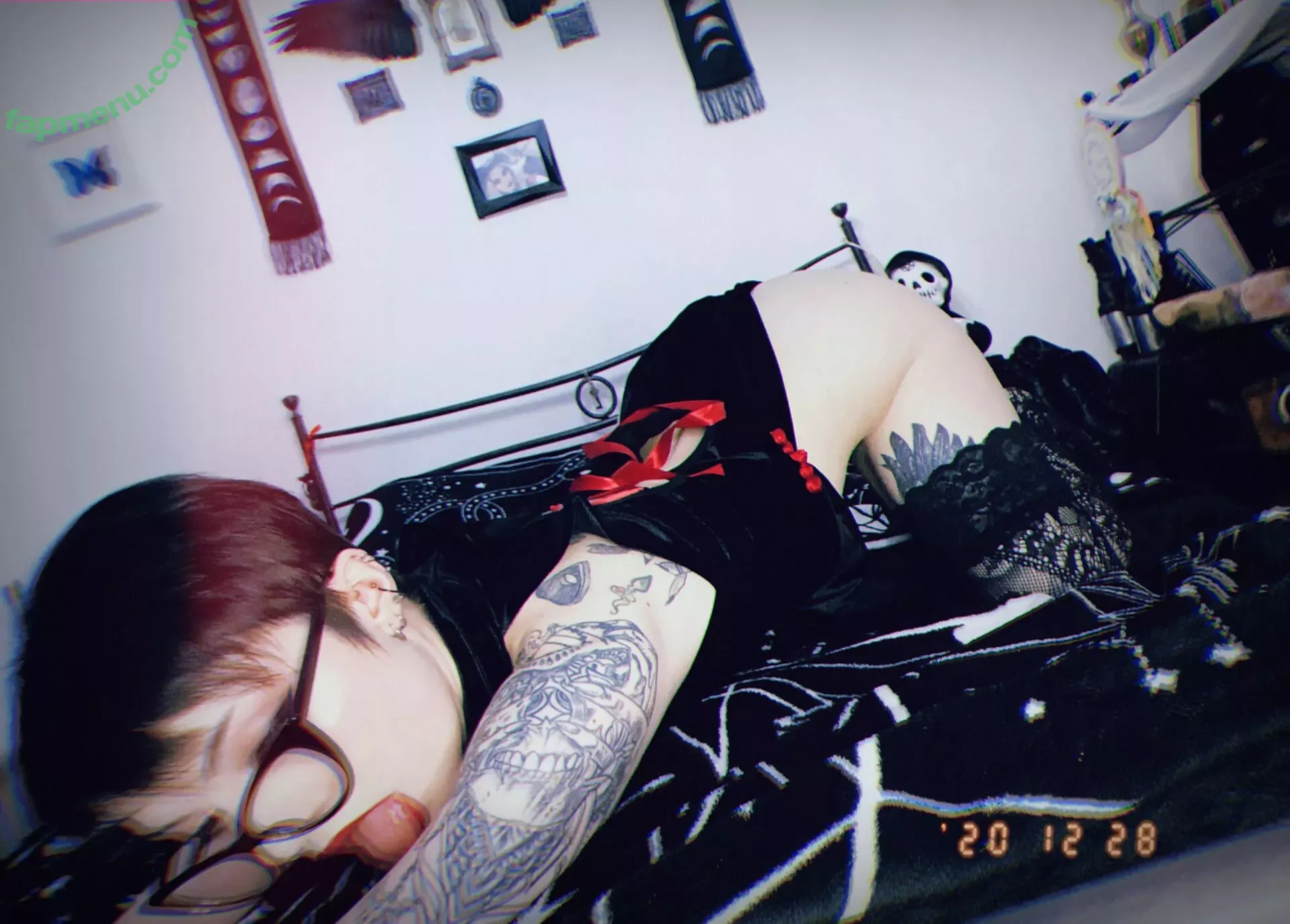 Faerie Blossom nude photo #0427 (FaerieBlossom / Nimue / faerie_blossom)