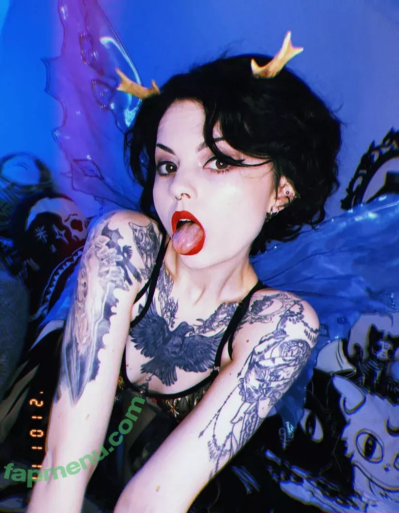 Faerie Blossom nude photo #0428 (FaerieBlossom / Nimue / faerie_blossom)