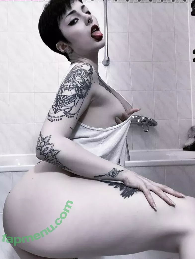 Faerie Blossom nude photo #0751 (FaerieBlossom / Nimue / faerie_blossom)