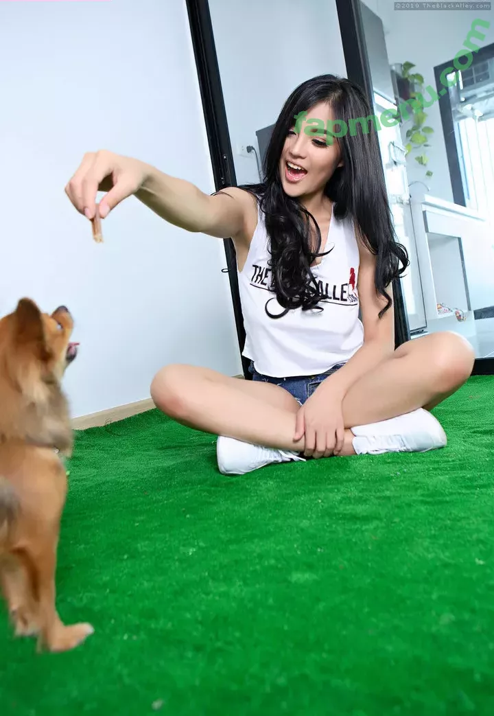 Faii Orapun nude photo #0031 (ImFaii / orapun_fb / orapunfaii)