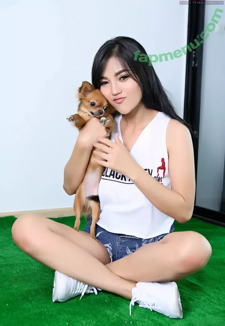 Faii Orapun nude photo #0034 (ImFaii / orapun_fb / orapunfaii)