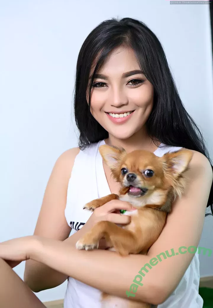 Faii Orapun nude photo #0047 (ImFaii / orapun_fb / orapunfaii)