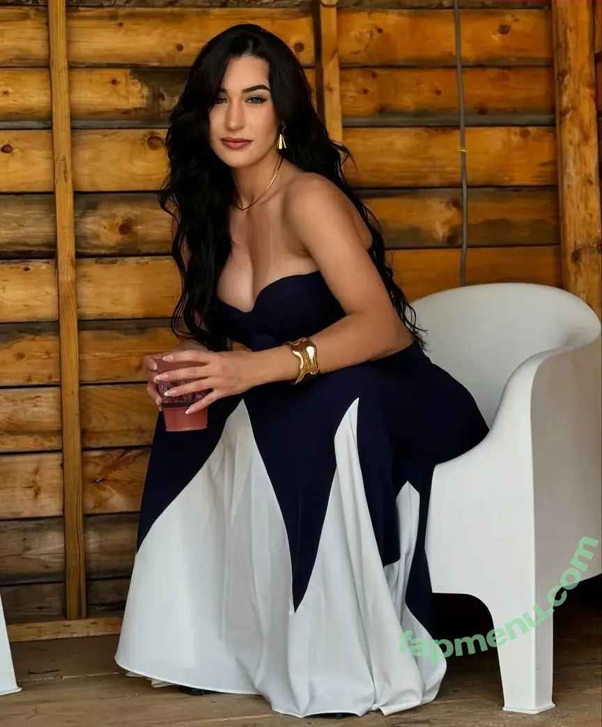 Fait_isa nude photo #0008 (Isabella Rodrigues)