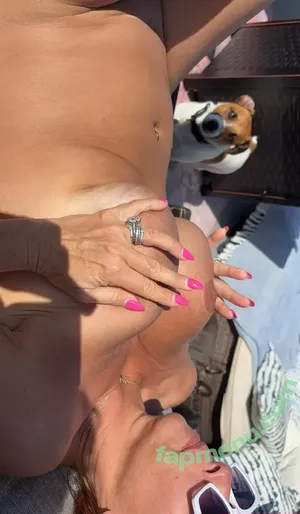 Faith Ann Rogers / awesomebeachcouple / faithannrogers / faithshow / notkarenapproved / summerdiamondgirl nude photo #0021