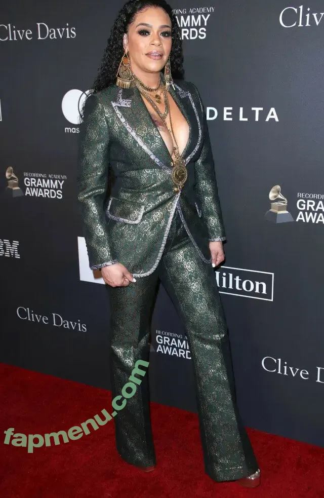 Faith Evans nude photo #0020 (Faith Evans)