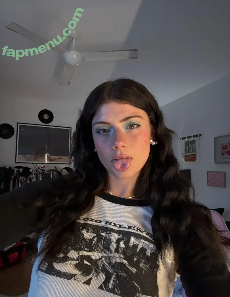 Faith Ordway nude photo #2784 (MF_DAZNXSeries / faithordway / itsfaithmarone)