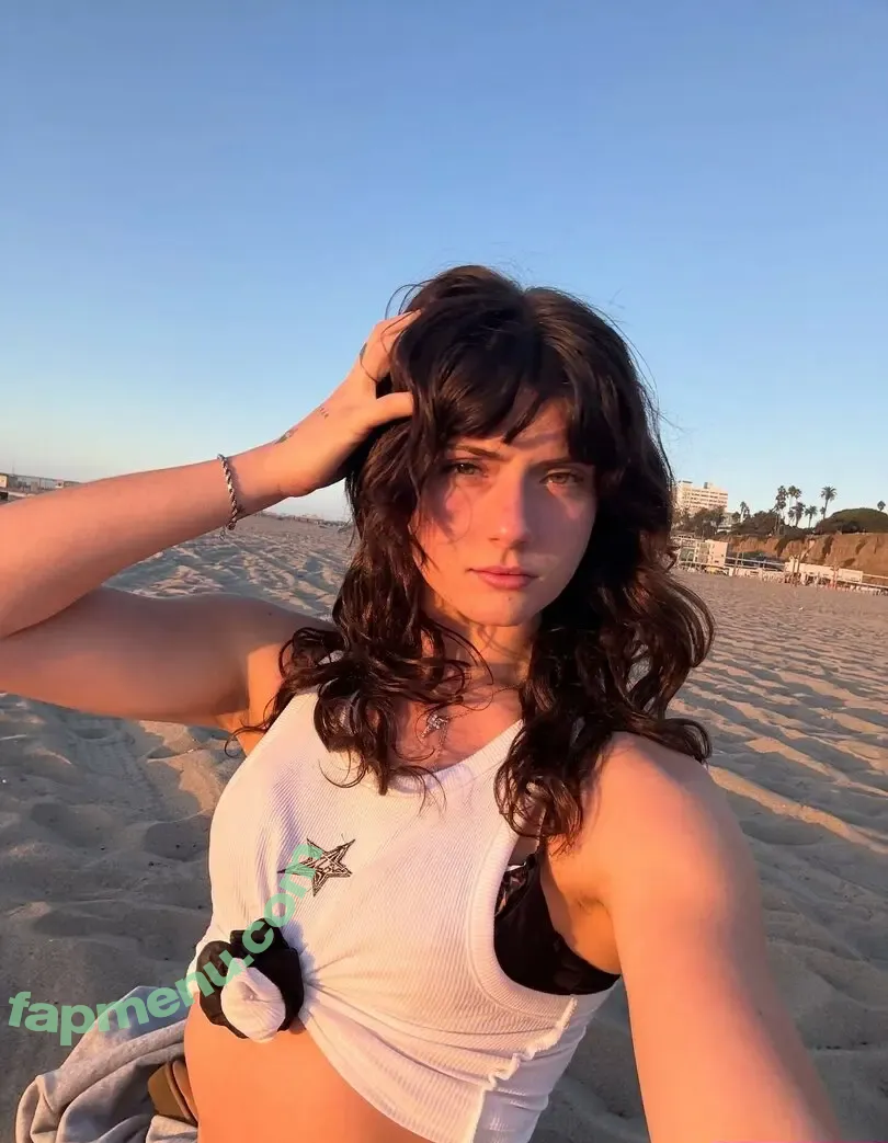 Faith Ordway nude photo #2844 (MF_DAZNXSeries / faithordway / itsfaithmarone)