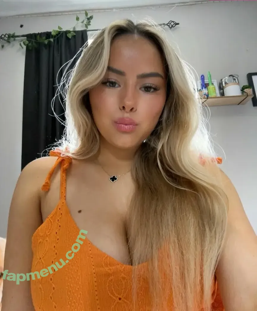 Faith Roberts nude photo #0043 (Faithrroberts / faithrobertss / ffaithroberts)