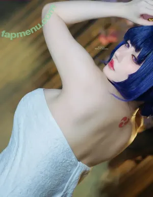 Faixvey nude photo #0077