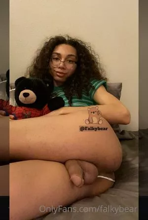 falkybear / falkiri nude photo #0020