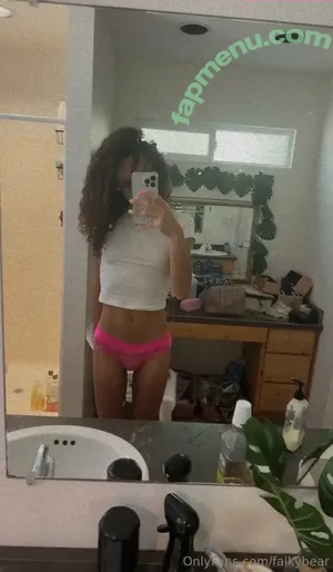 falkybear / falkiri nude photo #0414