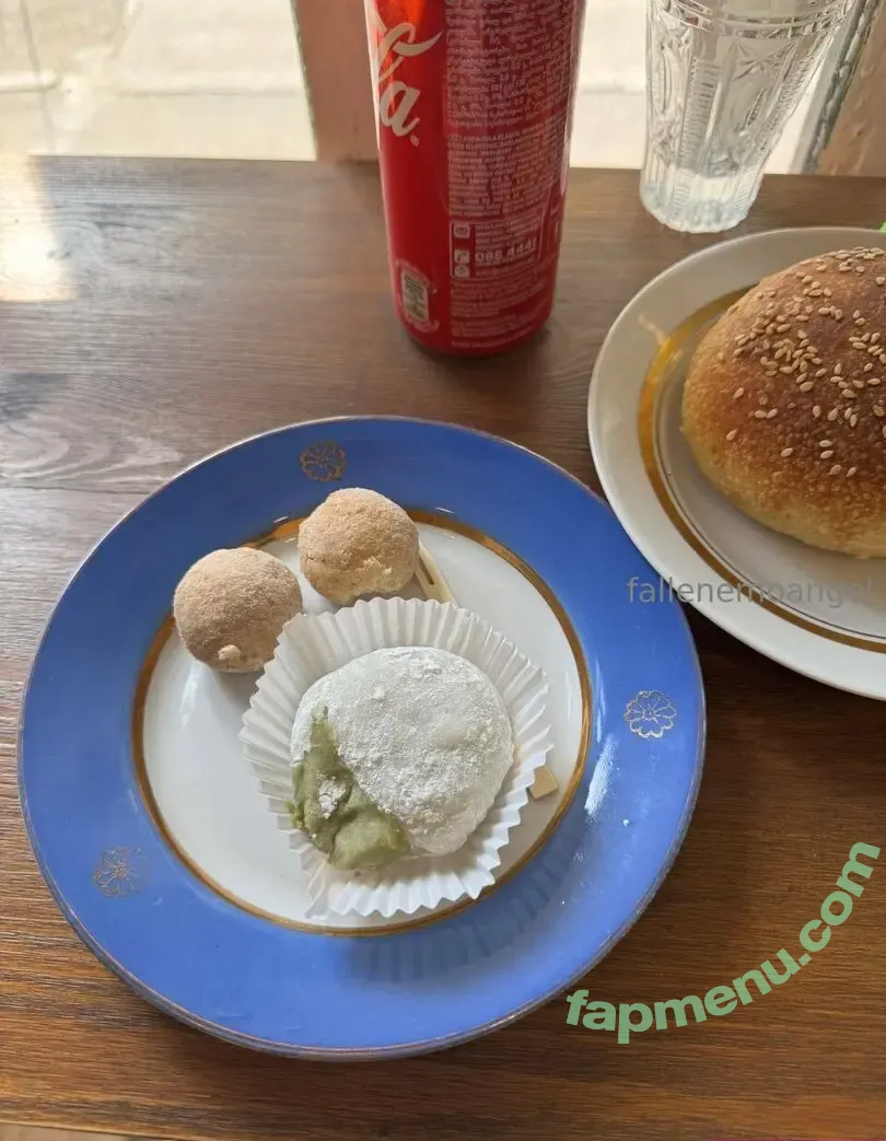 fallenemoangel nude photo #0391 (awwwurkitten / fallen.angel2007 / kaiko_riko / missingemo2007)