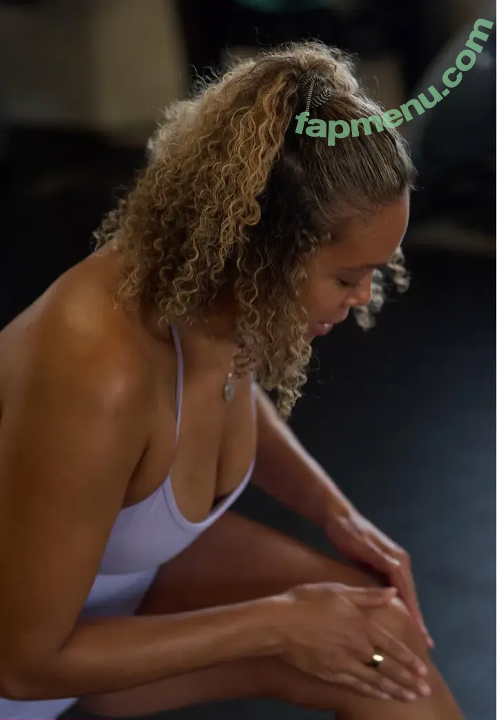 Falyn Fonoimoana nude photo #0020 (falynfonoimoana)