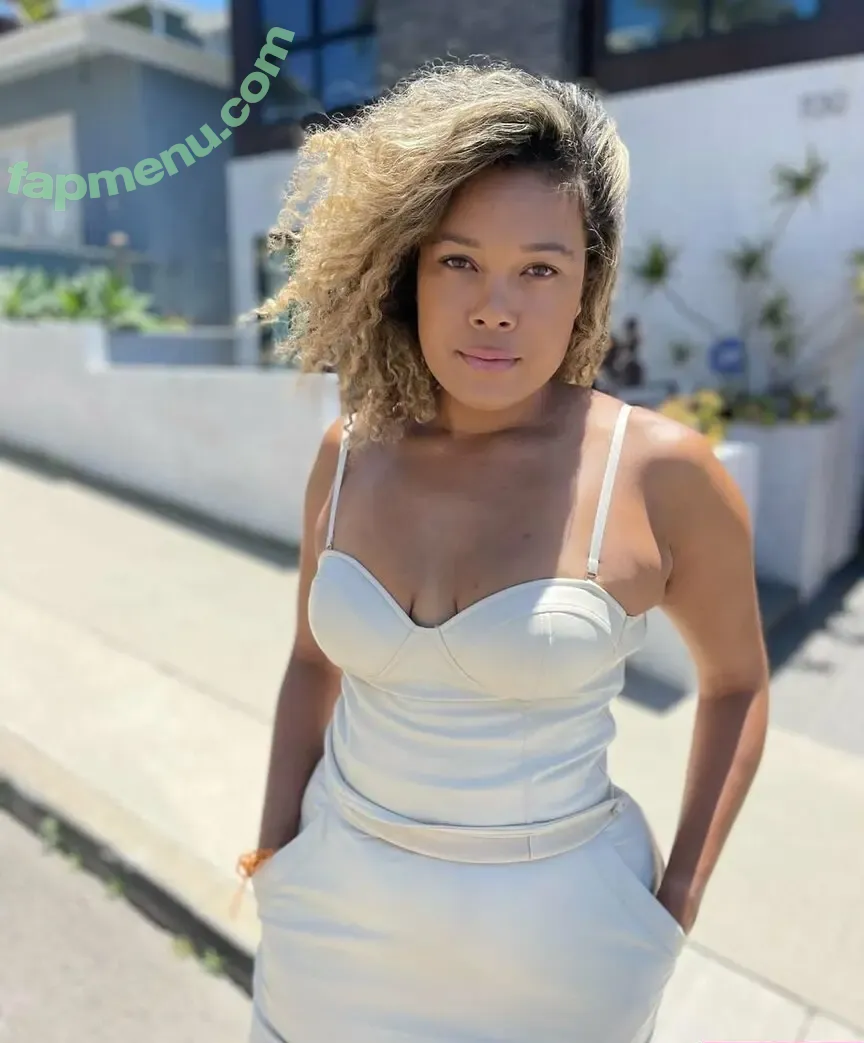 falynfonoimoanafree nude photo #0067 (falynfonoimoana)