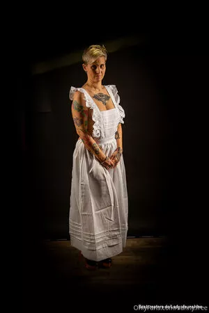 famez_de / tuncayfamez.de nude photo #0022