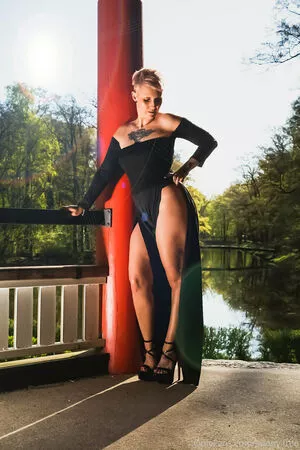 famez_de / tuncayfamez.de nude photo #0040