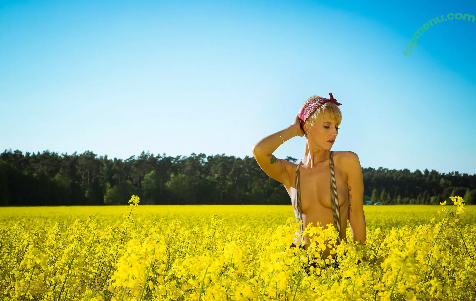 famez_de nude photo #0036 (tuncayfamez.de)