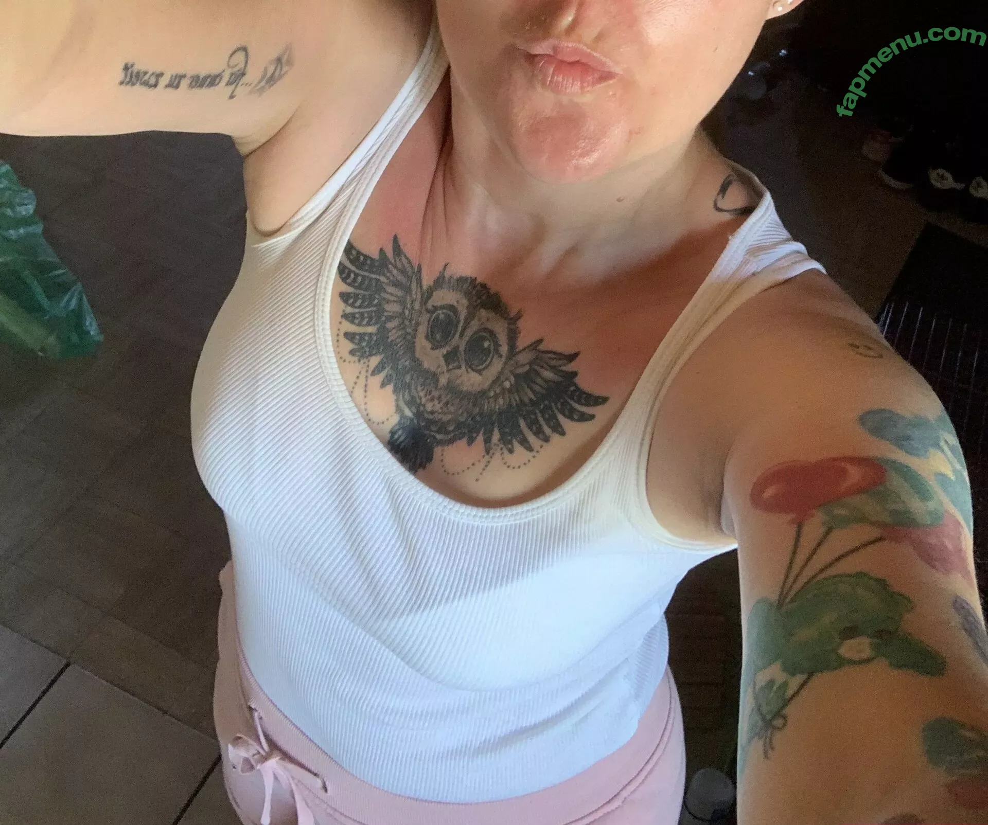 famez_de nude photo #0073 (tuncayfamez.de)