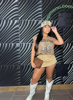 Famous Kiki 1 / famous_kiki1 nude photo #0010