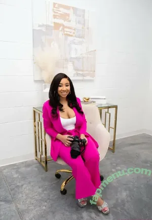 Famous Kiki 1 / famous_kiki1 nude photo #0015