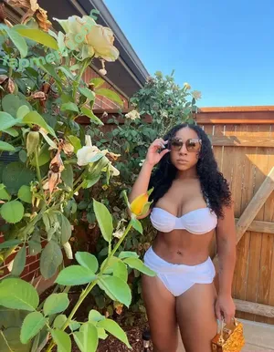 Famous Kiki 1 / famous_kiki1 nude photo #0023