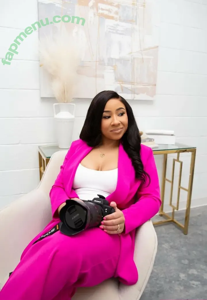 Famous Kiki 1 nude photo #0014 (famous_kiki1)