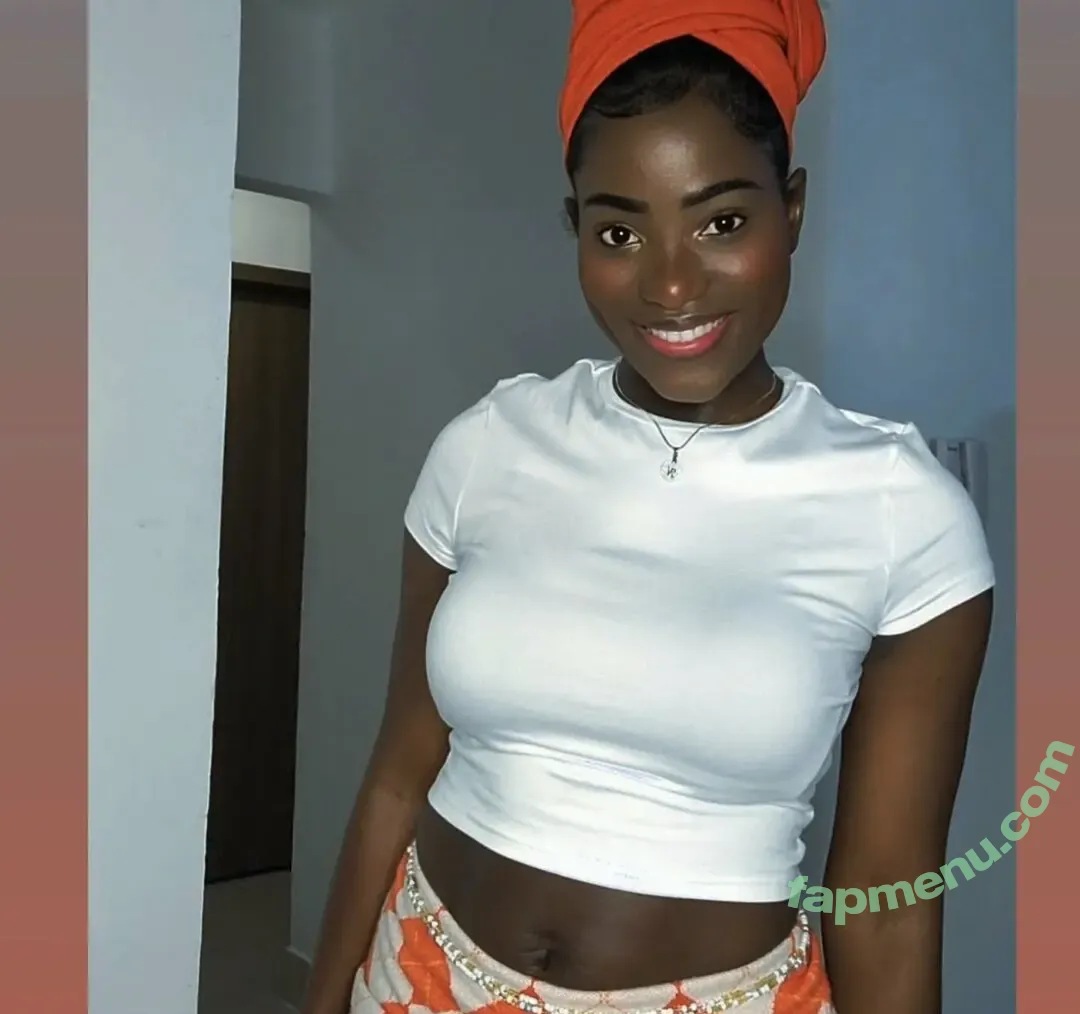 FamouseChristie nude photo #0013 (Christi Joseph)