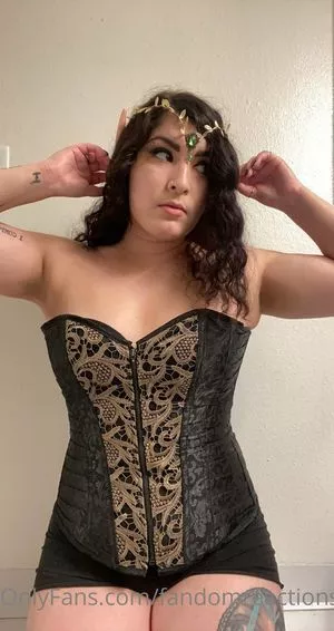 FandomReactions / fandomreactgirls nude photo #0014