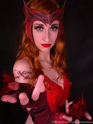 FandomReactions / fandomreactgirls nude photo #0033