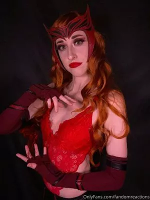 FandomReactions / fandomreactgirls nude photo #0035