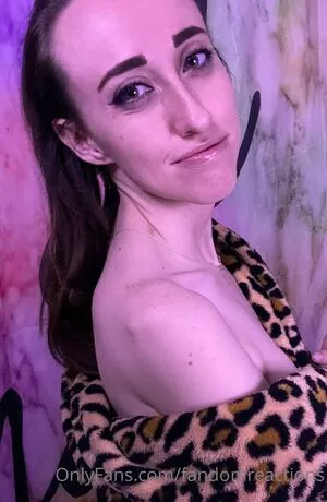 FandomReactions / fandomreactgirls nude photo #0067