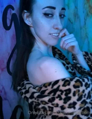 FandomReactions / fandomreactgirls nude photo #0069