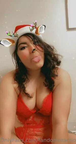 FandomReactions / fandomreactgirls nude photo #0108