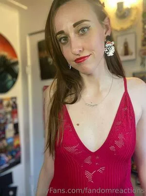 FandomReactions / fandomreactgirls nude photo #0115