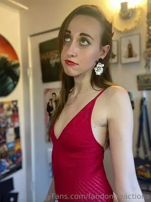 FandomReactions / fandomreactgirls nude photo #0117