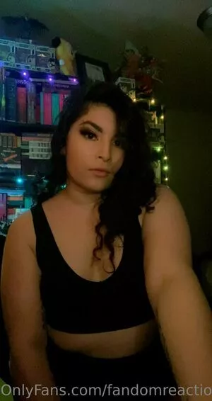 FandomReactions / fandomreactgirls nude photo #0122