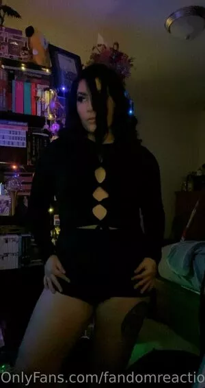 FandomReactions / fandomreactgirls nude photo #0124