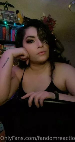 FandomReactions / fandomreactgirls nude photo #0131