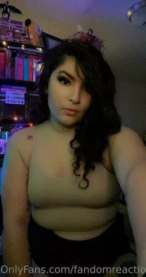 FandomReactions / fandomreactgirls nude photo #0132